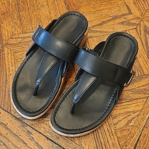 Fitflop Remi Sandal in Black, Size 7